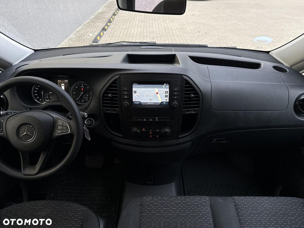 Mercedes-Benz Vito - 17