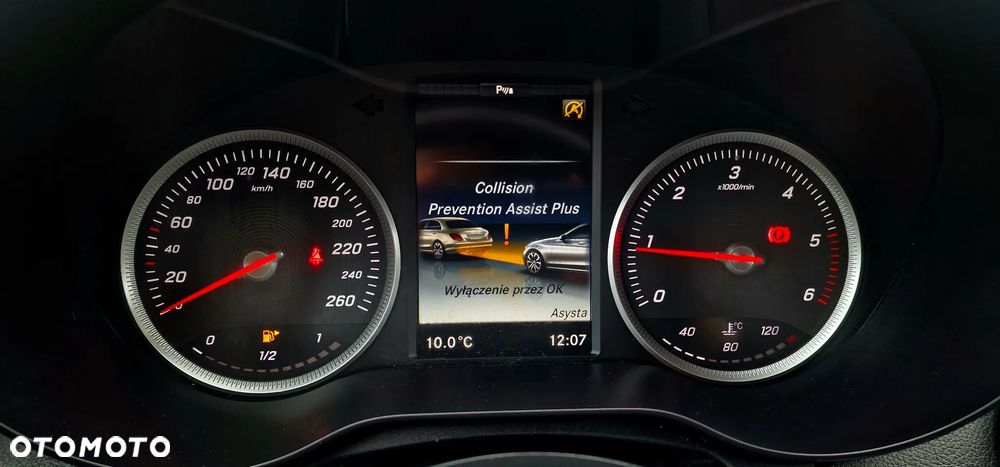 Mercedes-Benz Klasa C 200 (BlueTEC) d Avantgarde - 31