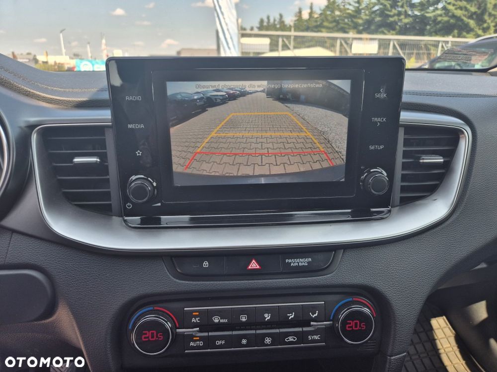 Kia Ceed 1.5 T-GDI M - 16