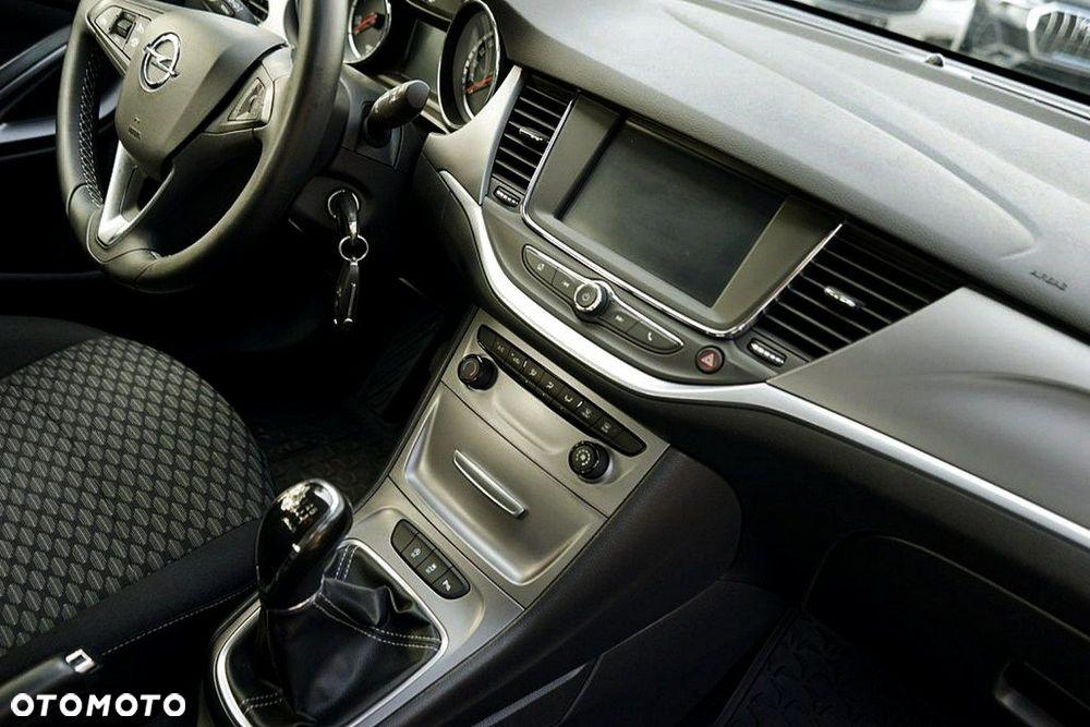 Opel Astra - 27