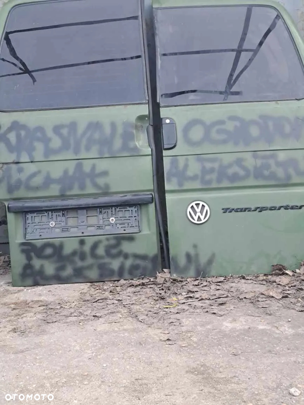 Drzwi tylne skrzydełkowe volkswagen T4 kompletne prawe i lewe