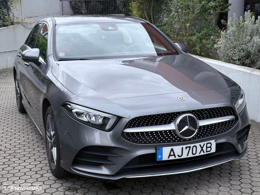 Mercedes-Benz A 250 Limousine e AMG Line - 2