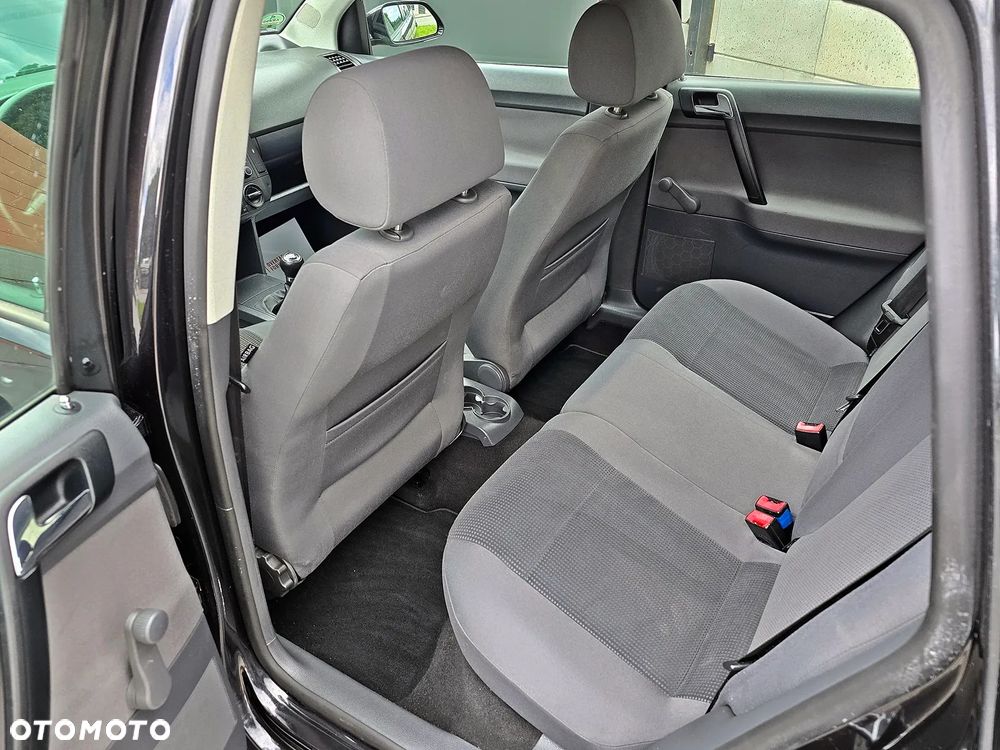 Volkswagen Polo 1.6 United - 15