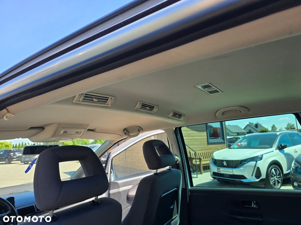 Volkswagen Sharan - 33