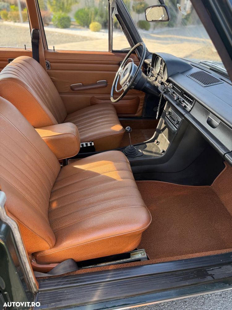 Mercedes-Benz W114 - 8