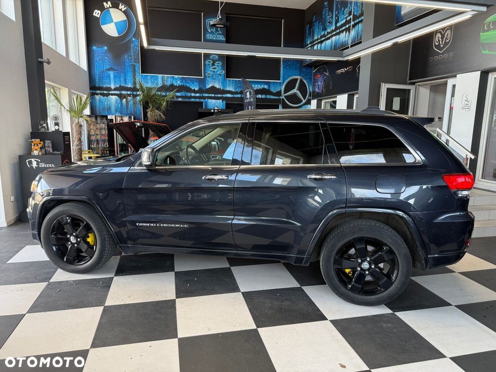 Jeep Grand Cherokee - 8