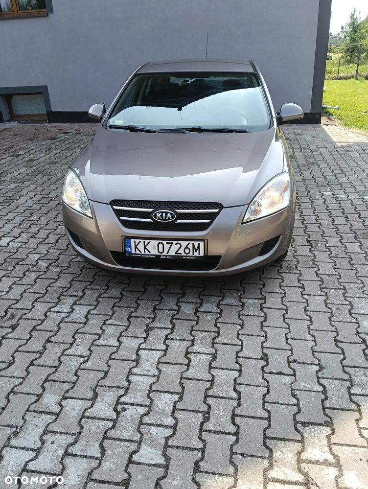 Kia Ceed 1.4 Comfort - 8