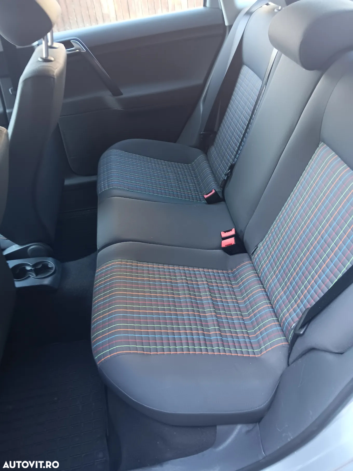 Volkswagen Polo - 4