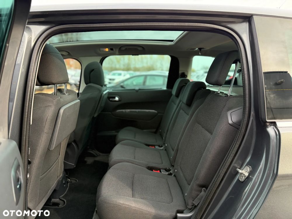 Peugeot 5008 2.0 HDi Business Line 7os - 25