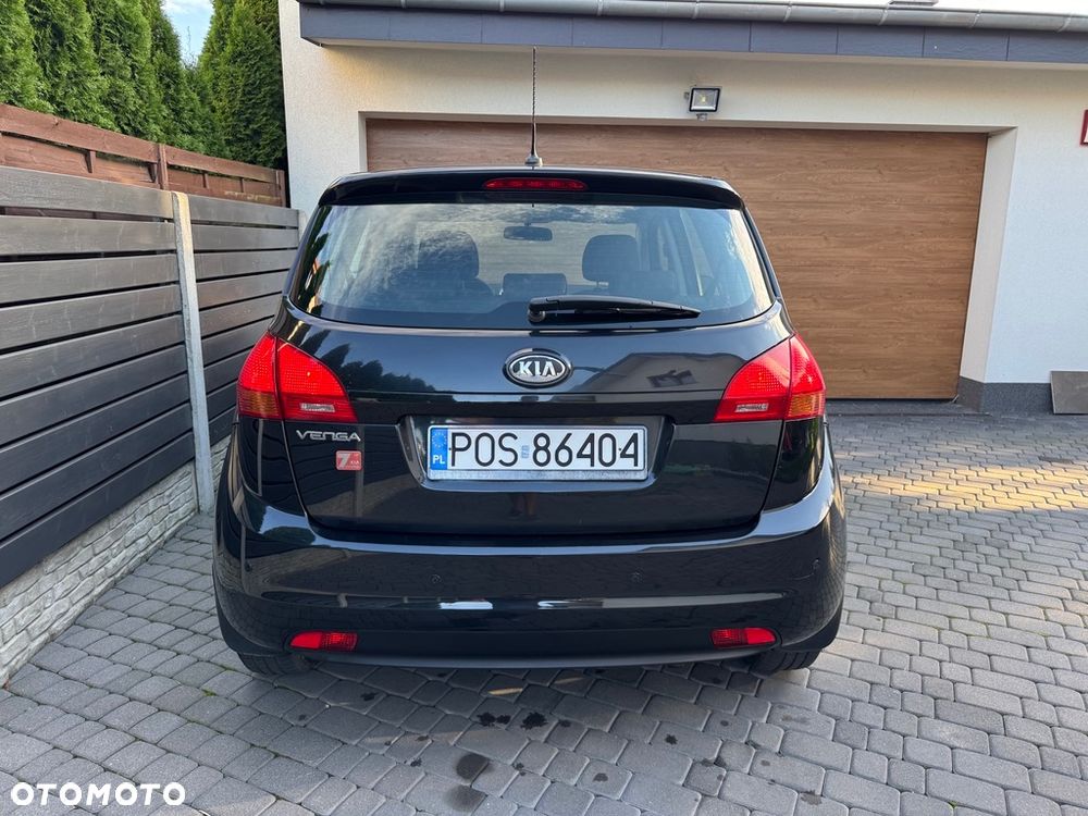 Kia Venga 1.4 M - 11