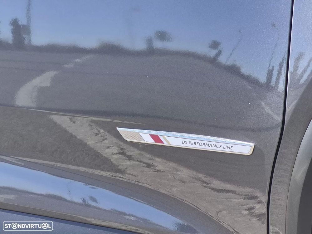 DS DS7 Crossback E-Tense Performance Line EAT8 - 13