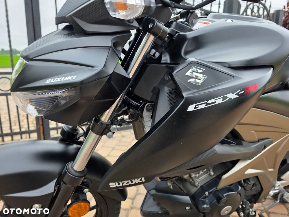 Suzuki GSX - 8