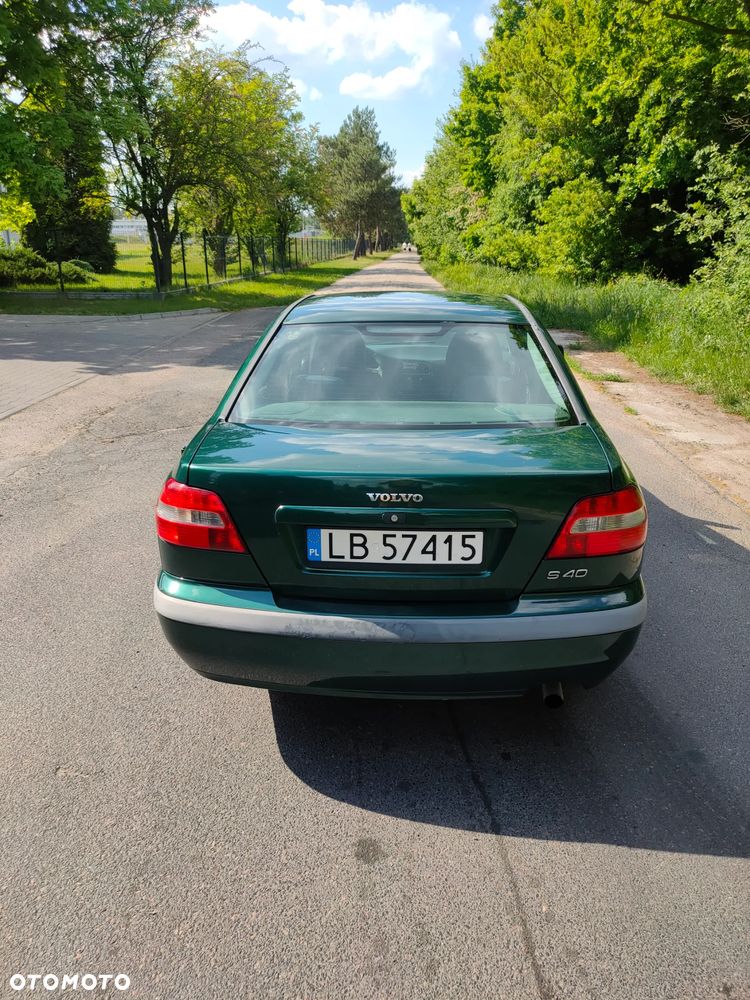 Volvo S40 1.6 - 4