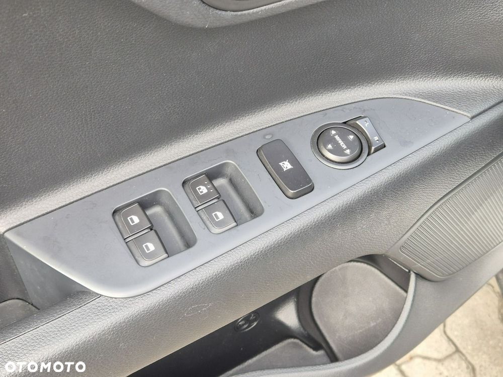 Kia Stonic 1.2 M - 18
