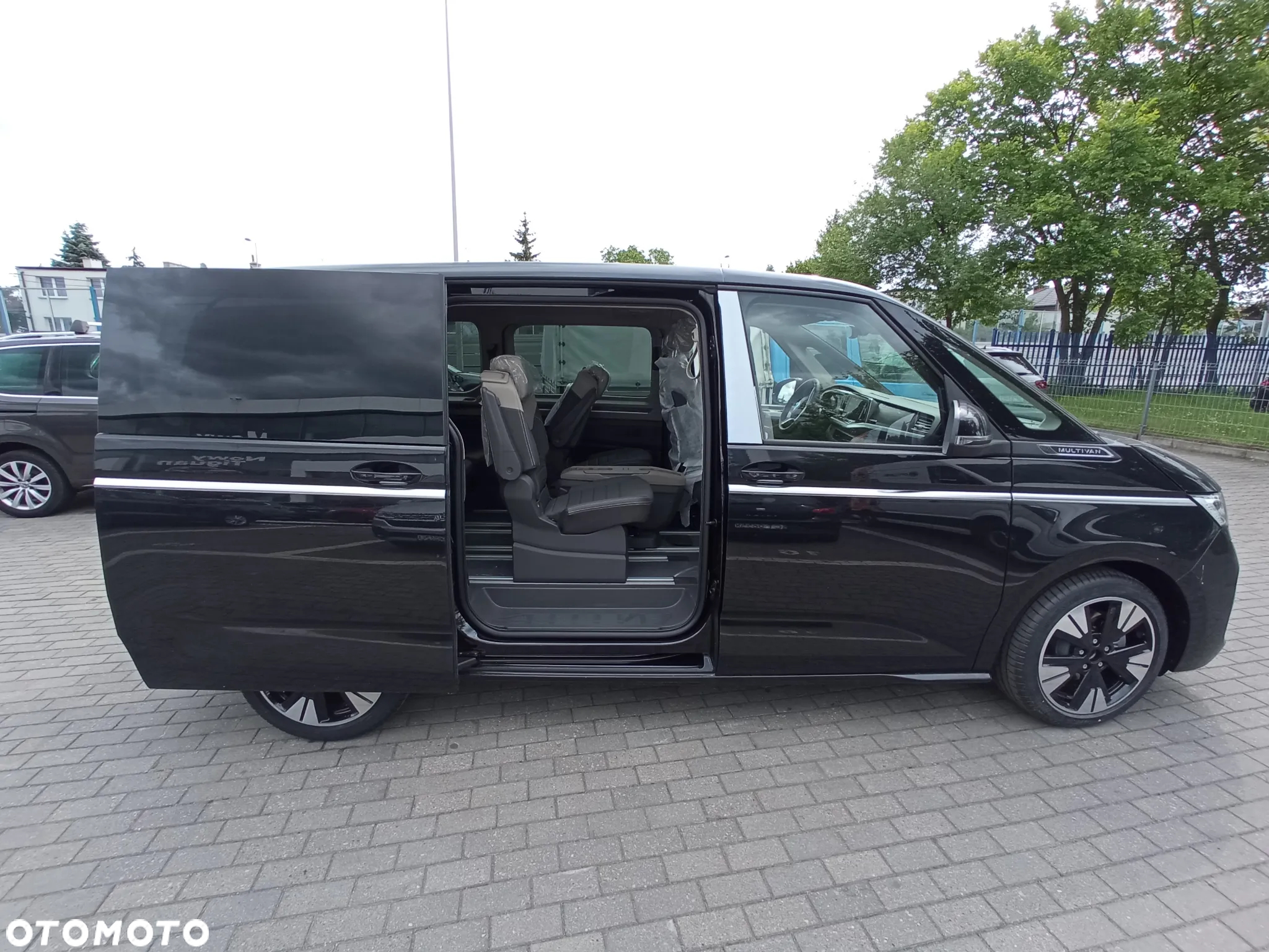 Volkswagen Multivan 2.0 TSI L1 Life DSG - 5