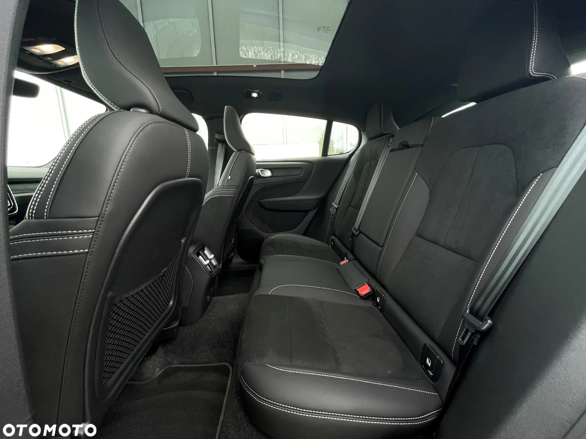 Volvo C40 P6 Recharge Plus - 12