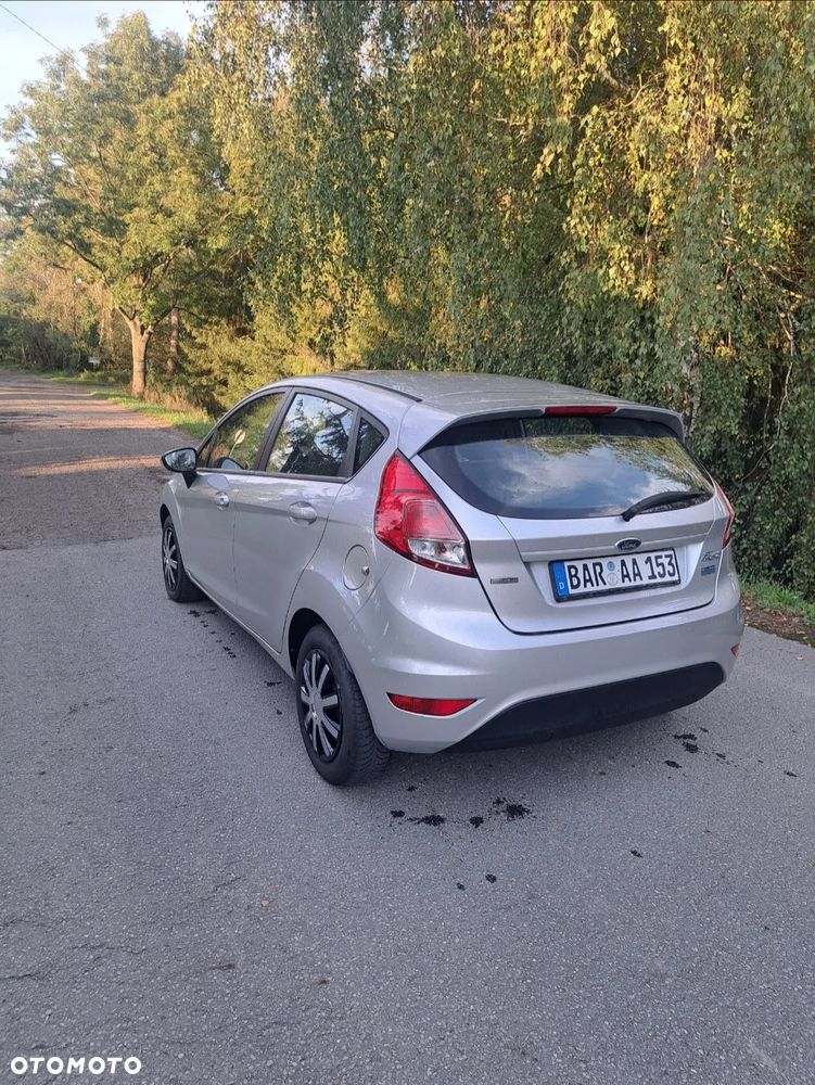 Ford Fiesta - 9