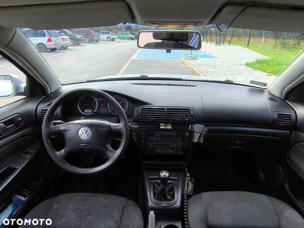 Volkswagen Passat 1.9 TDI Basis - 7