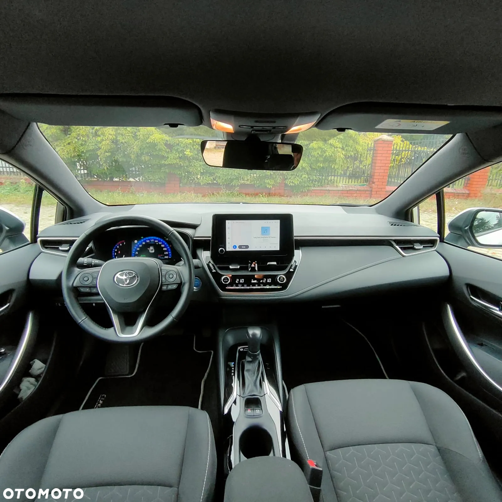 Toyota Corolla 1.8 Hybrid Active - 10