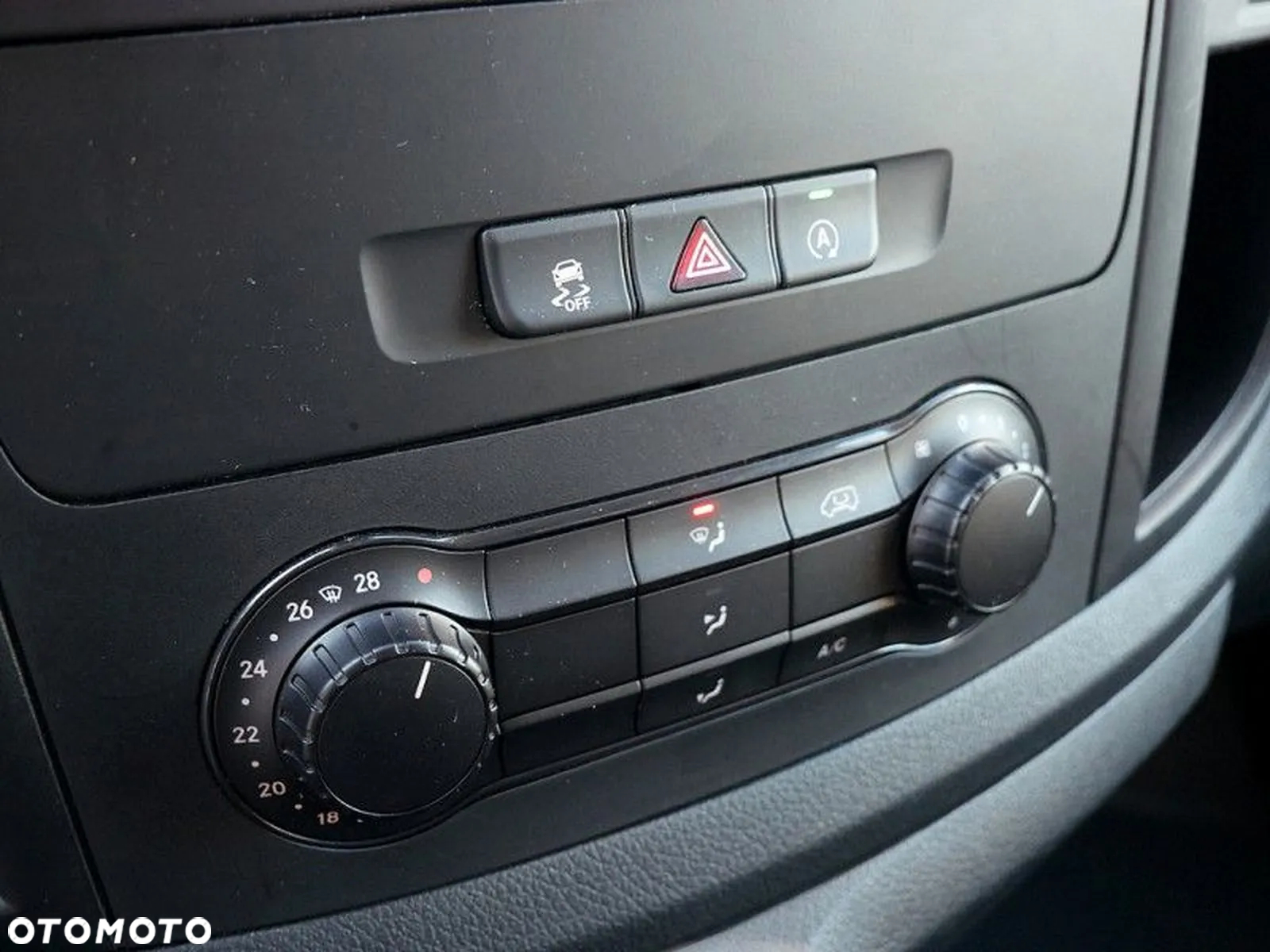 Mercedes-Benz Vito - 24