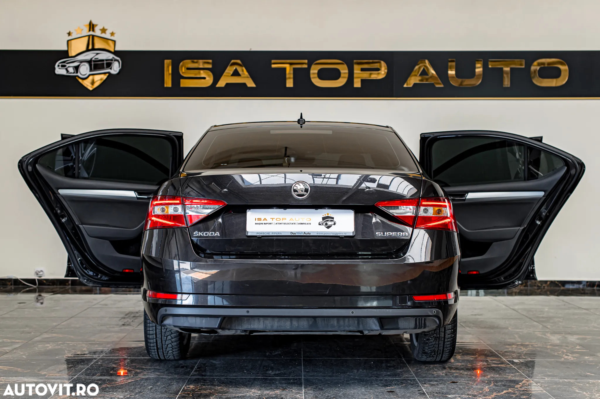 Skoda Superb 2.0 TDI DSG Style - 28