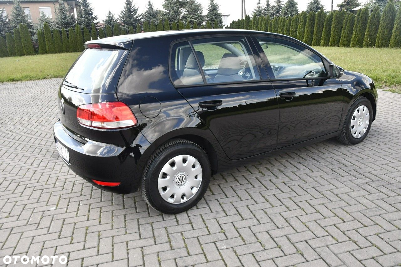 Volkswagen Golf - 9