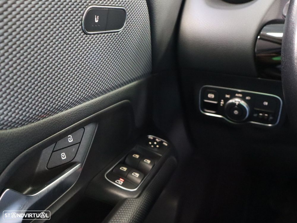 Mercedes-Benz B 180 d Progressive - 13