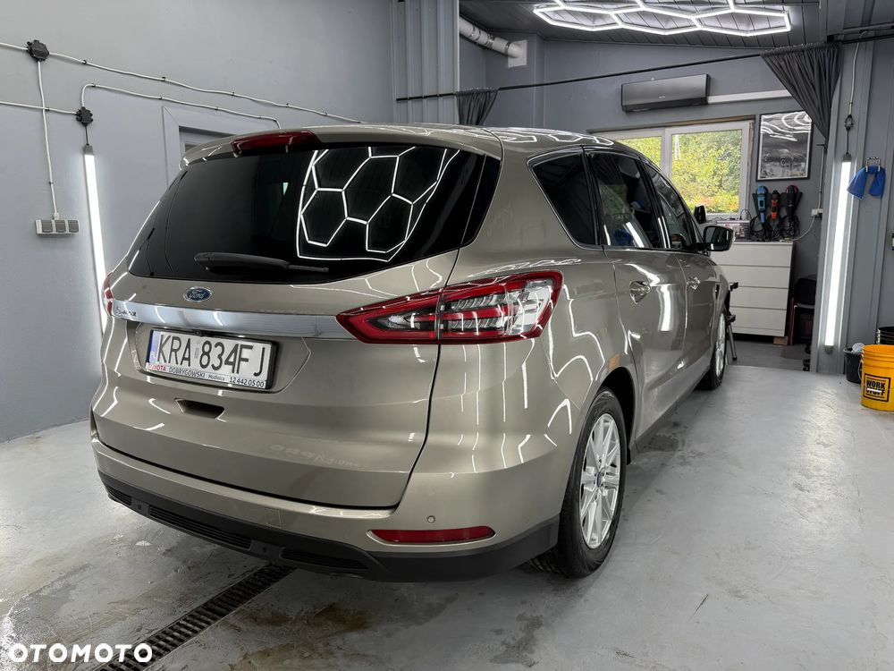 Ford S-Max 2.0 TDCi Titanium PowerShift - 4