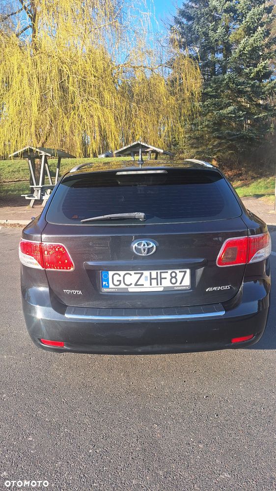 Toyota Avensis 1.8 Sol plus - 3