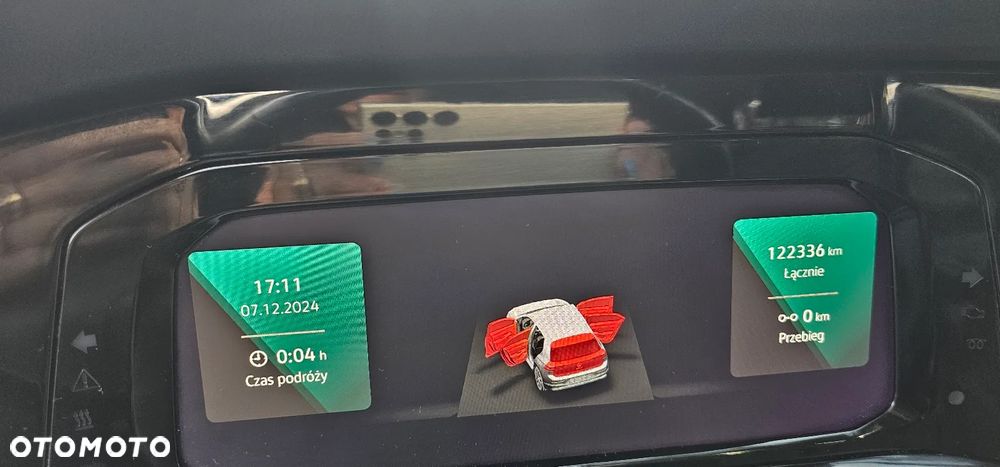 Volkswagen Golf 2.0 TDI SCR Life - 25