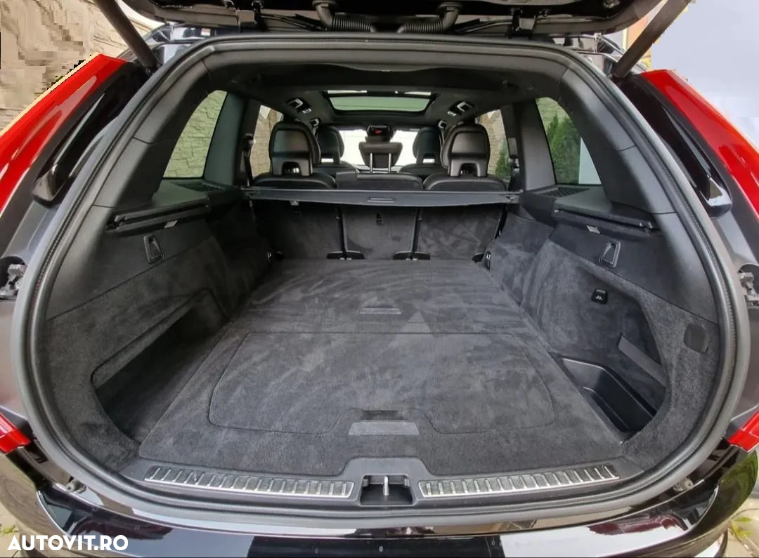 Volvo XC 90 D5 AWD Geartronic Momentum - 8