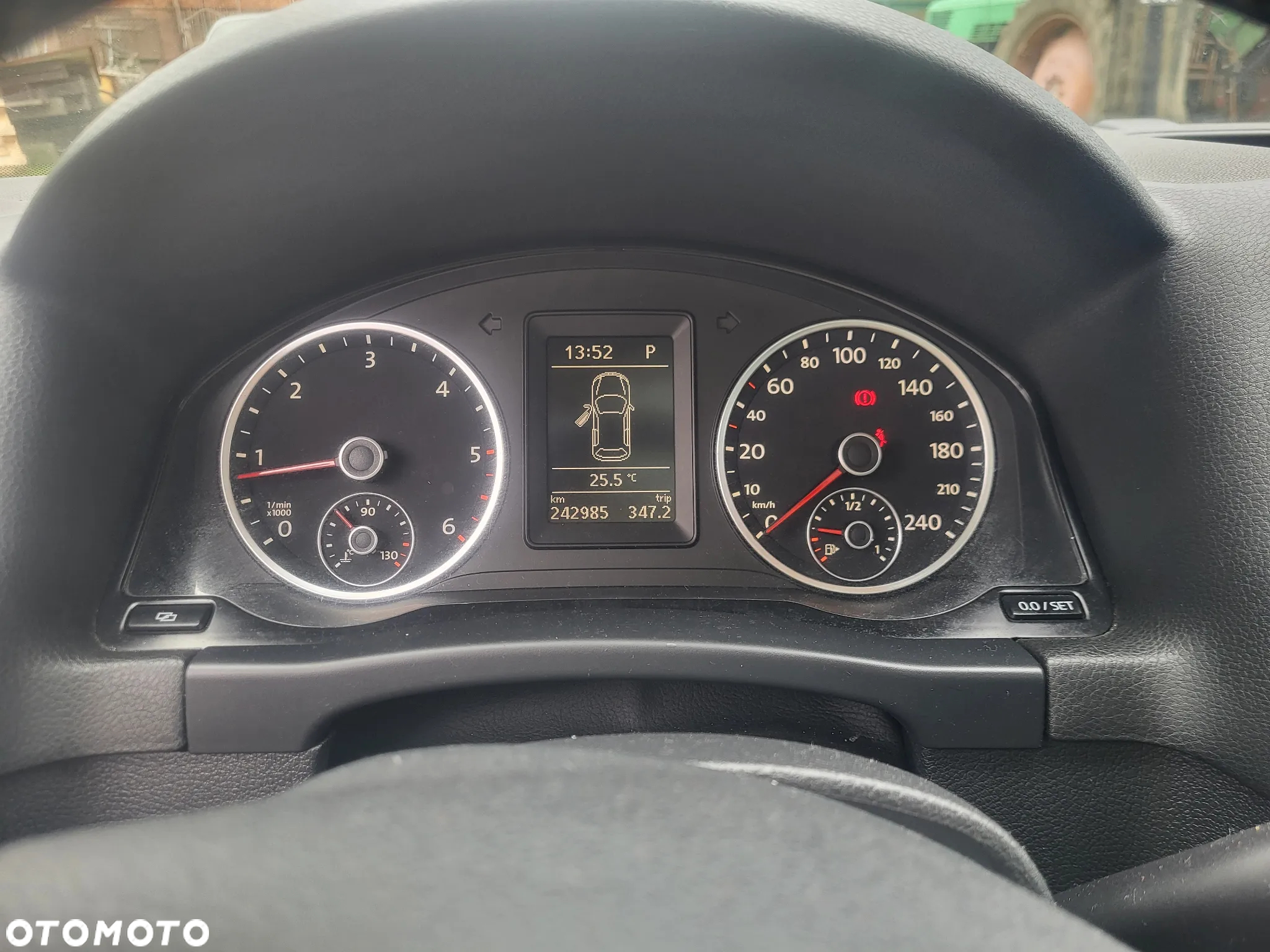 Volkswagen Tiguan 2.0 TDI 4Mot Sport DSG - 9
