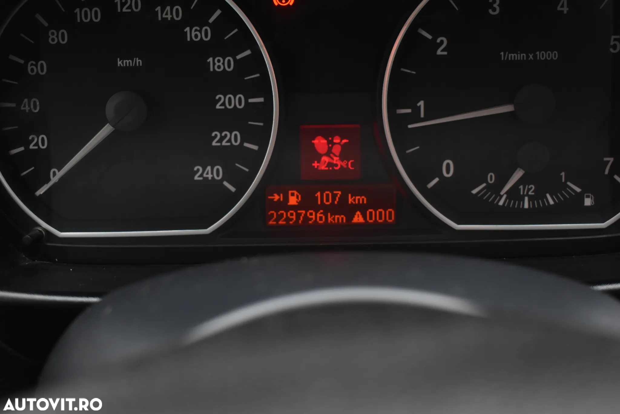 BMW Seria 1 116i - 9