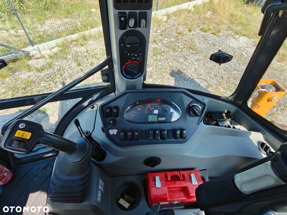 Case 695SV - 18