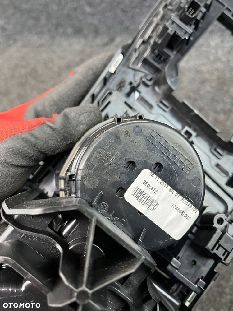 vw golf VII tunel środkowy uchwyt na kubki 5G1864263 5G1863245F - 11