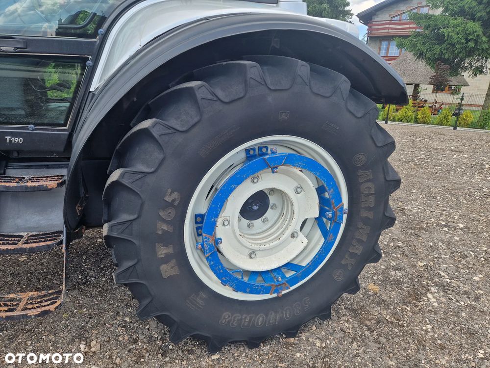 Valtra T190 HiTech PEŁZAKI SPRĘŻARKA - 32