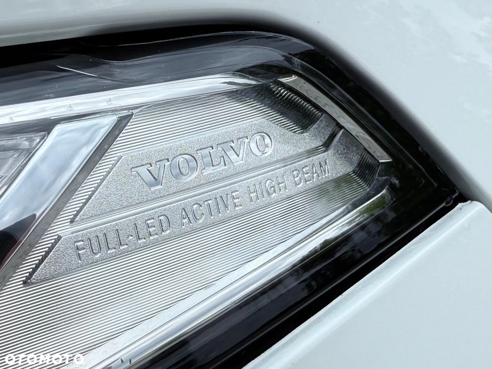 Volvo XC 90 - 13