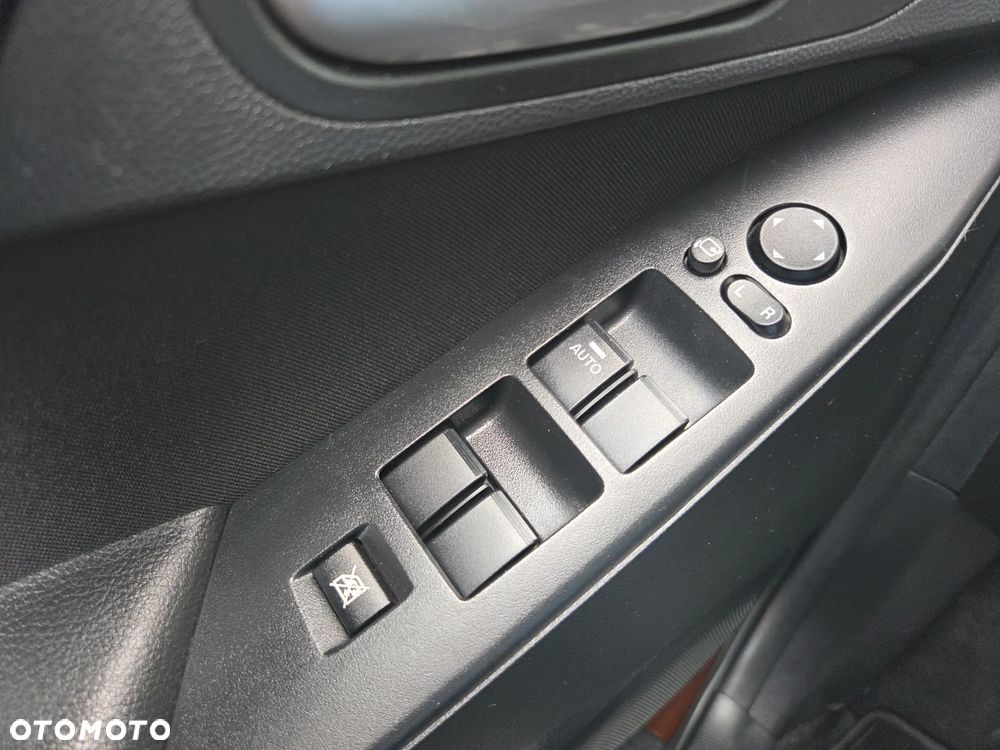 Mazda 3 2.0 Sport Active - 36