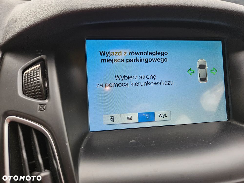 Ford Focus 1.6 Trend Sport - 10