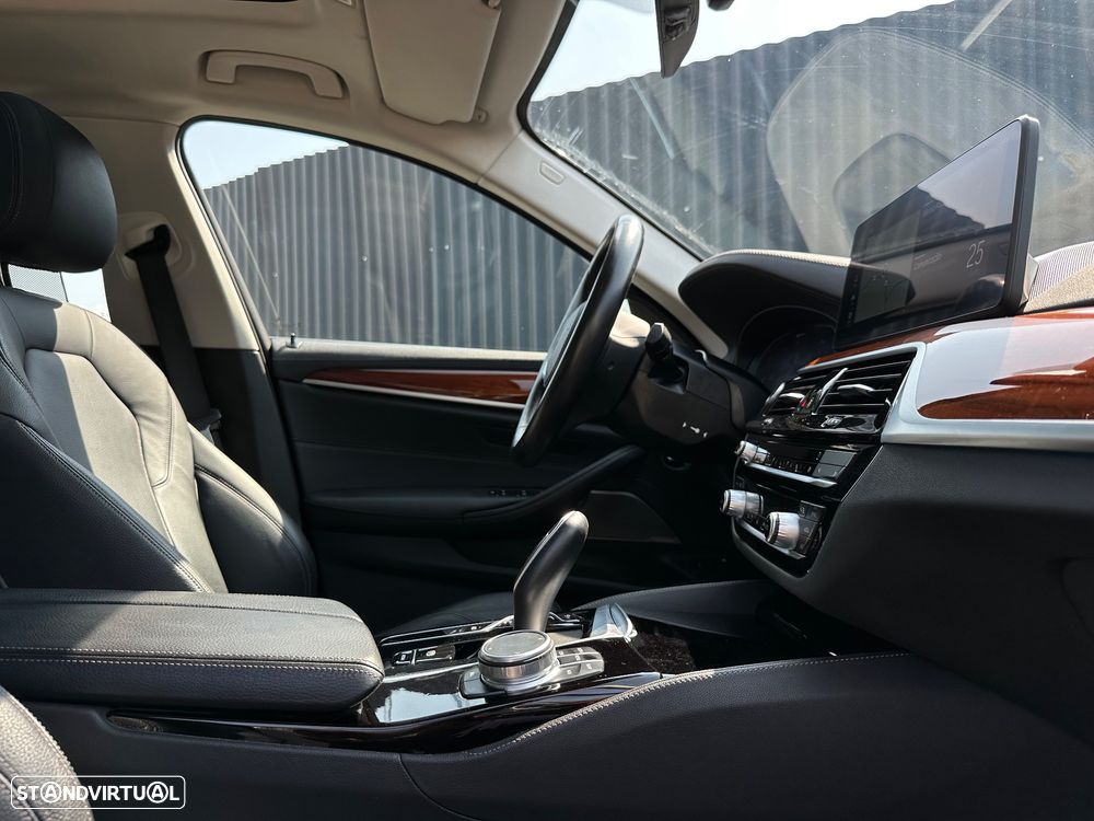 BMW 530 e Aut. Luxury Line - 9