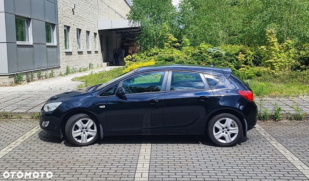 Opel Astra 1.4 Turbo Selection - 13