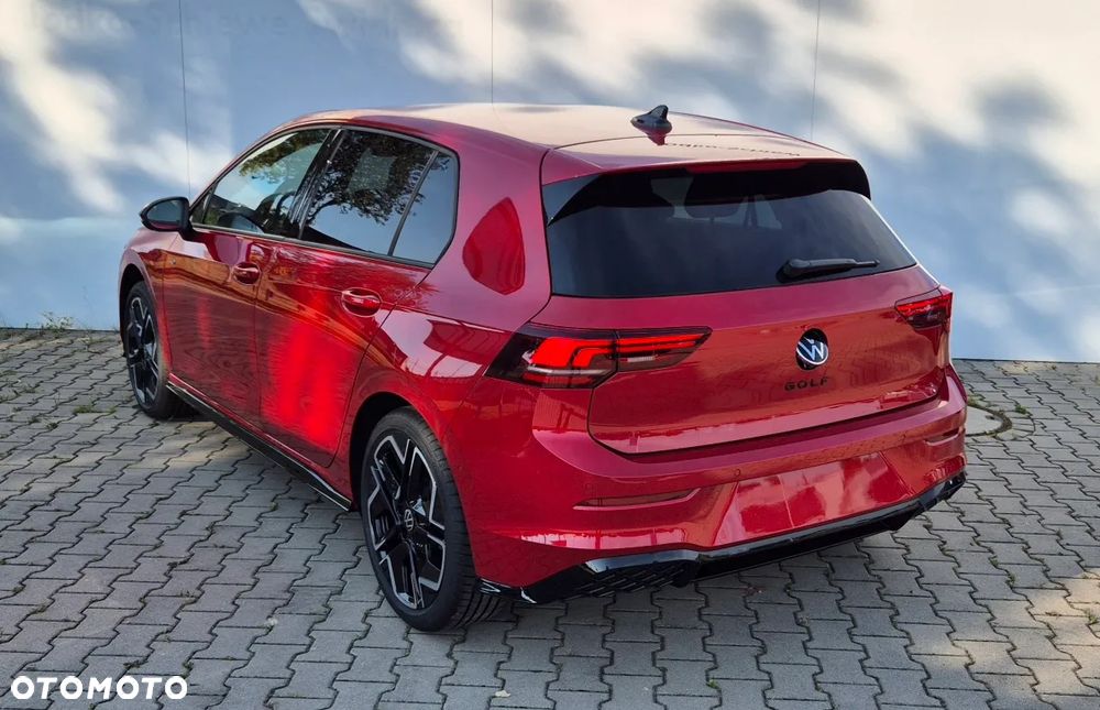 Volkswagen Golf VIII 1.5 TSI R-Line Plus - 6