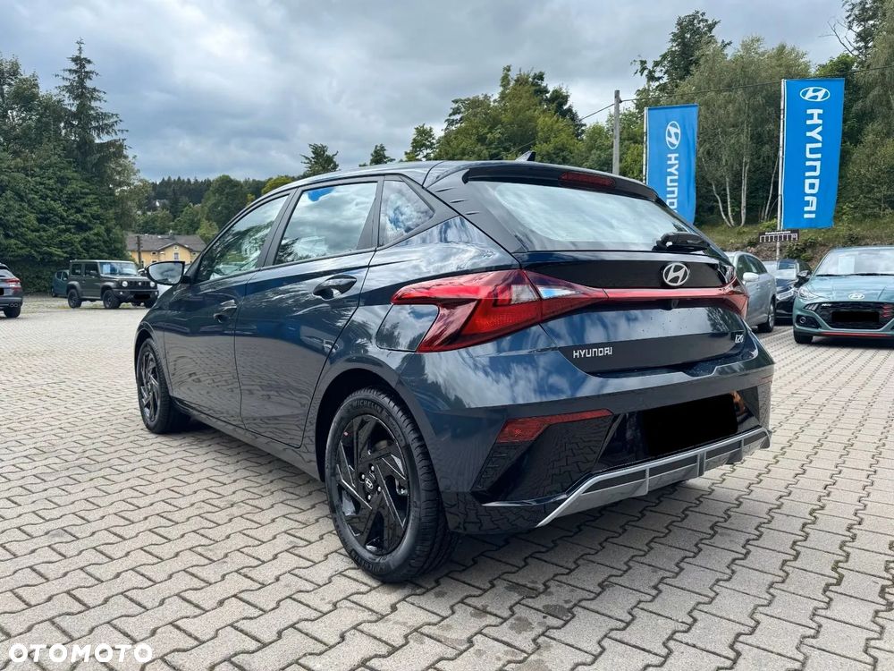 Hyundai i20 1.0 T-GDi Modern Black DCT - 4