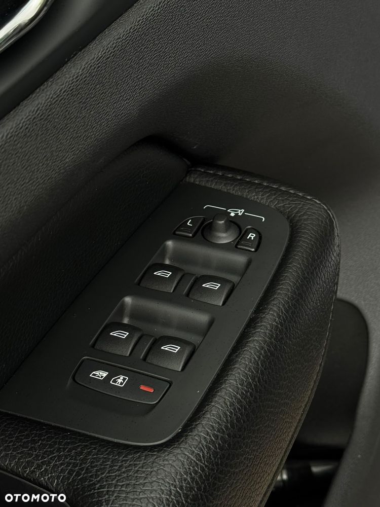 Volvo XC 60 T6 AWD Inscription - 15
