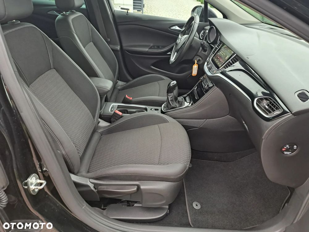 Opel Astra 1.4 Turbo Business - 9