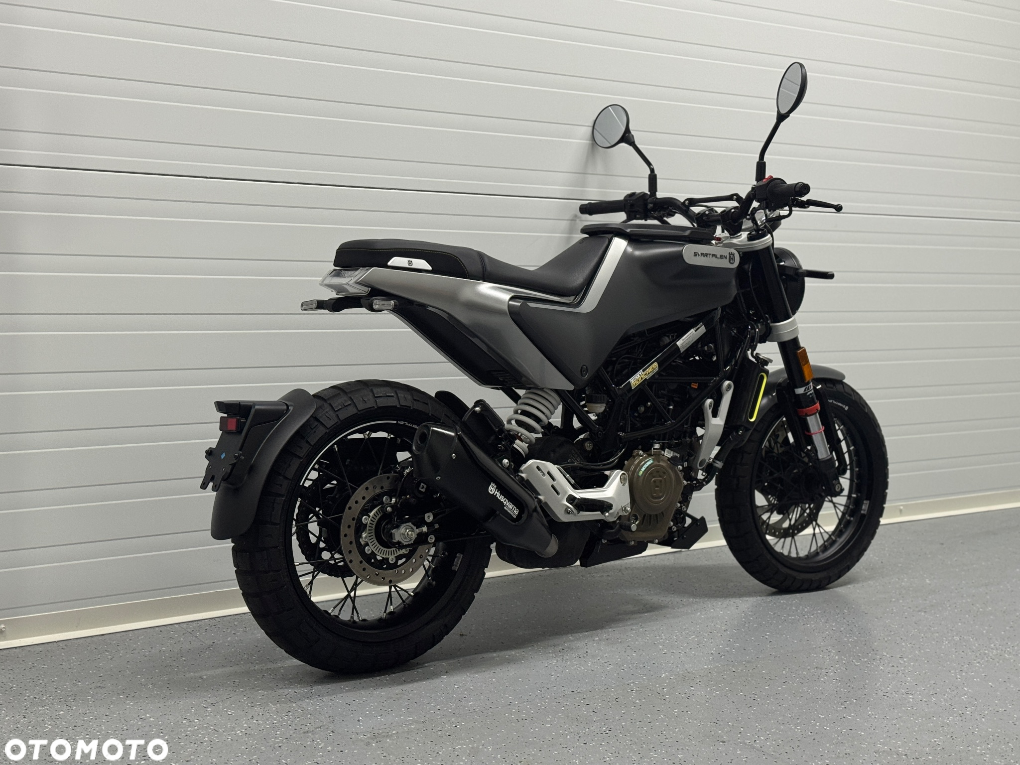 Husqvarna Svartpilen - 7