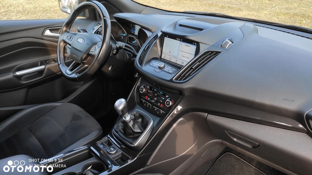 Ford Kuga 2.0 TDCi 4x4 ST-Line - 7