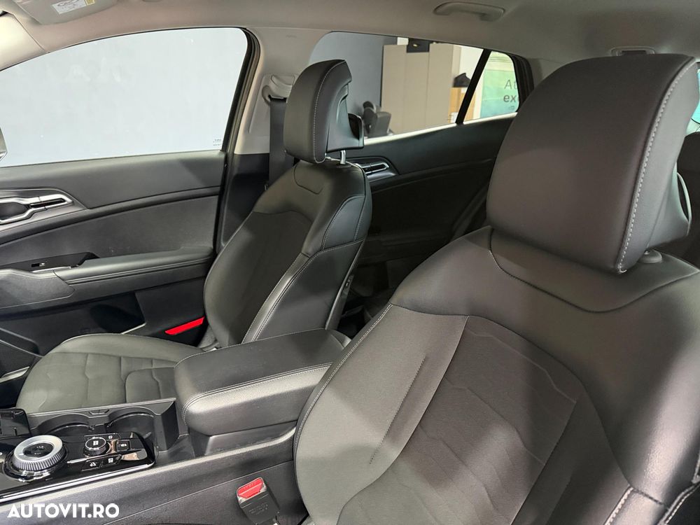 Kia Sportage 1.6 T-GDI 7DCT HP 4x2 MHEV Style - 22