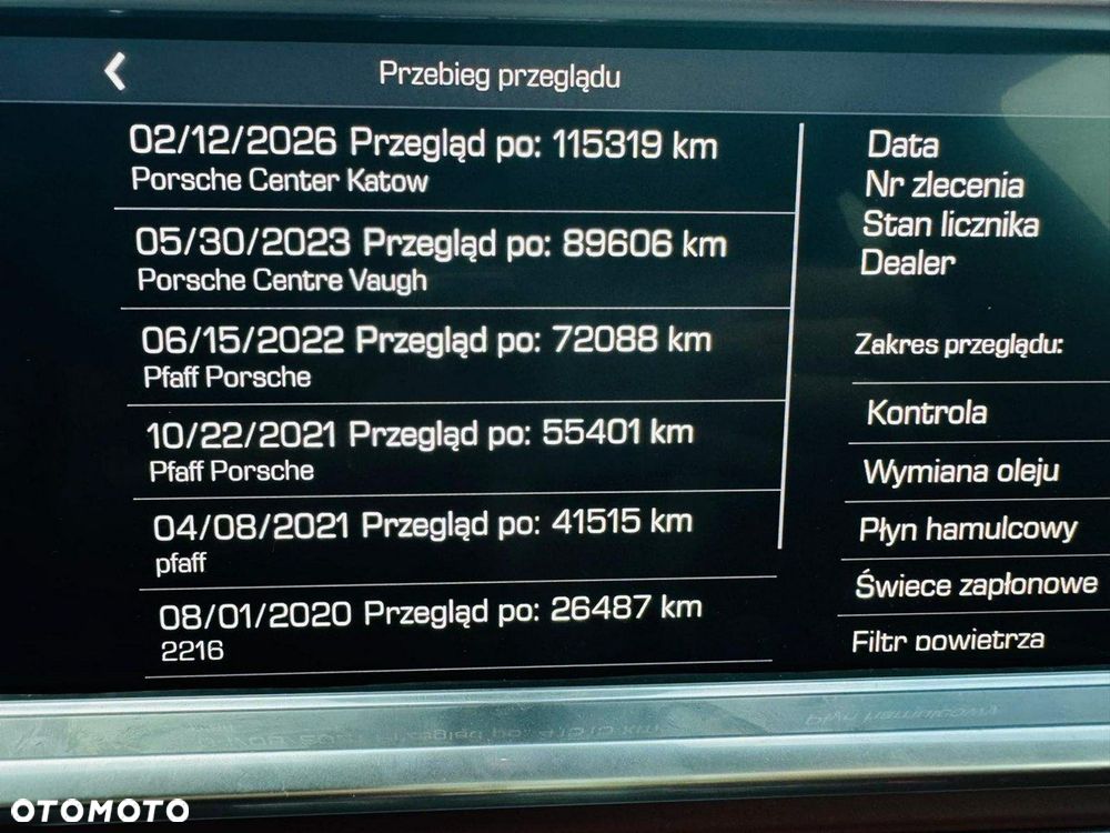Porsche Panamera 4S Executive - 31