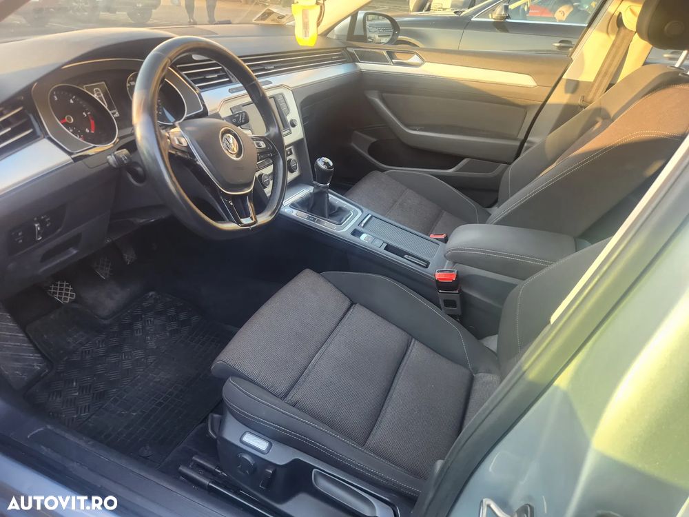 Volkswagen Passat Variant 2.0 TDI Comfortline - 11